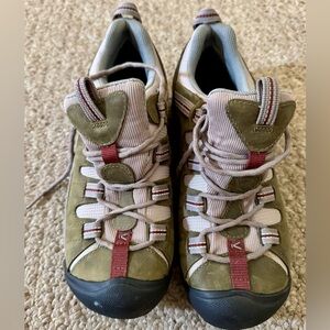 KEEN Women's Targhee II Waterproof Hiking Shoes🥾